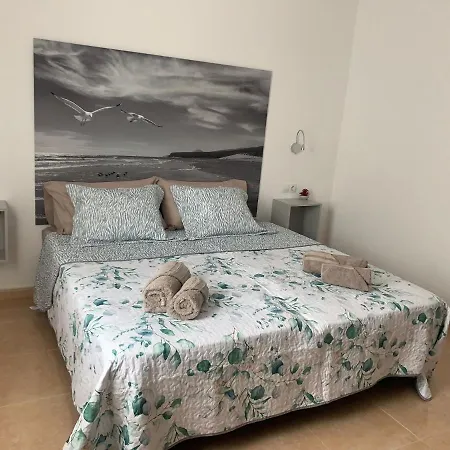 Remarkable 1-Bed Apartment In Corralejo Lejlighed